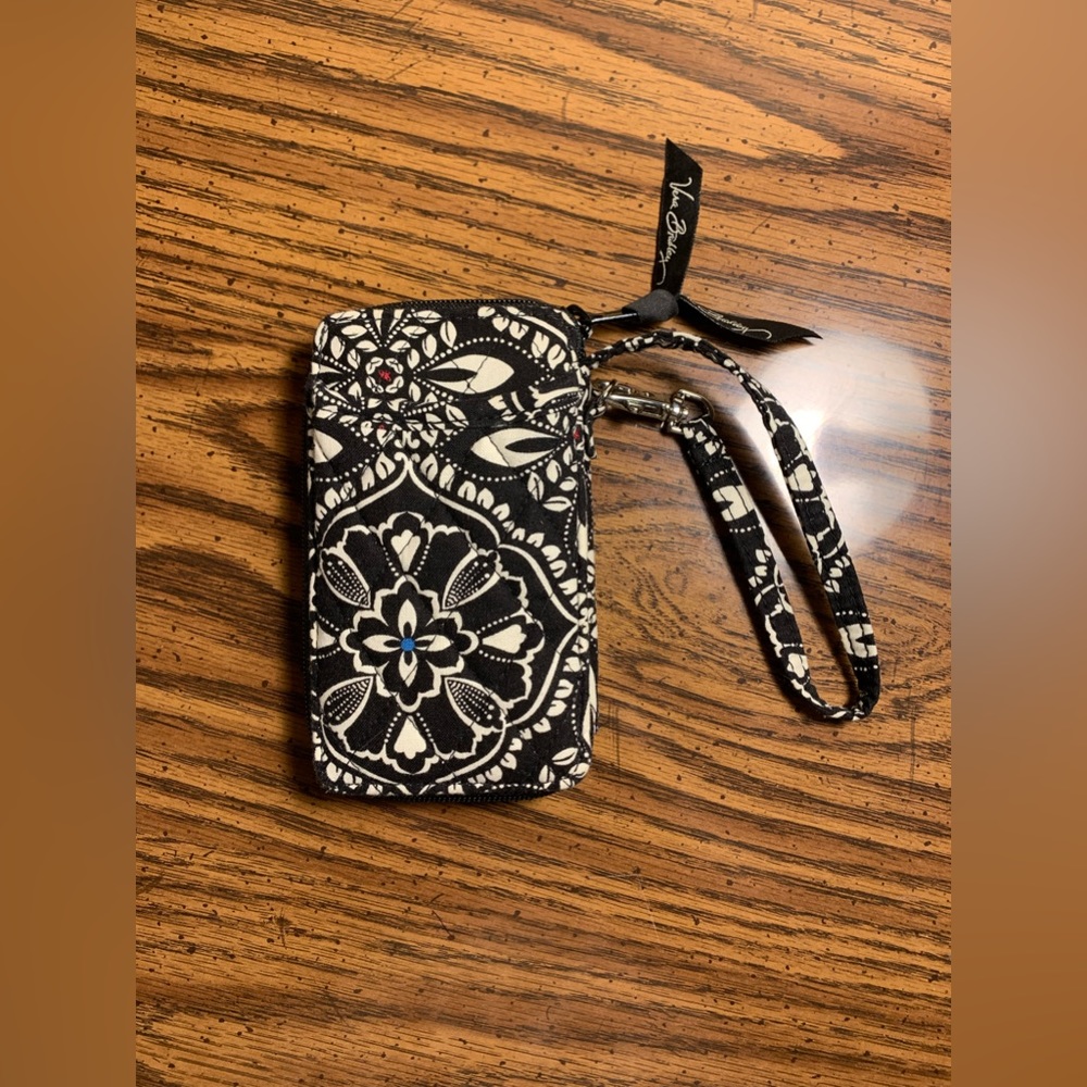 Vera Bradley Black and White Zip-up Wristlet.